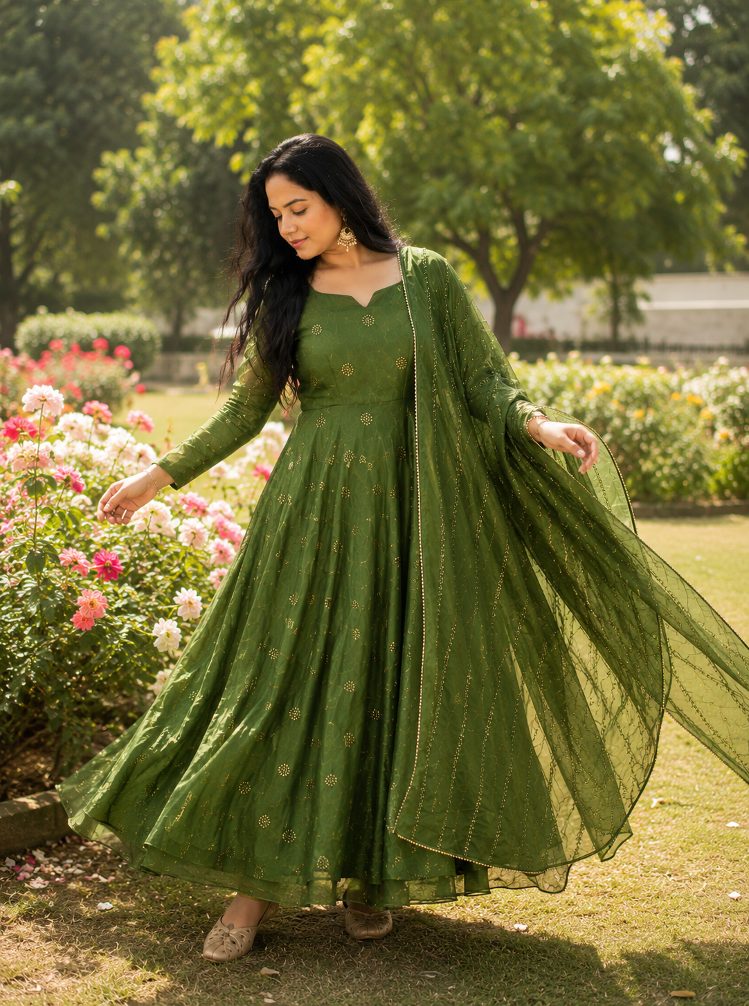 Emerald Green Embroidered Anarkali Suit Set with Dupatta