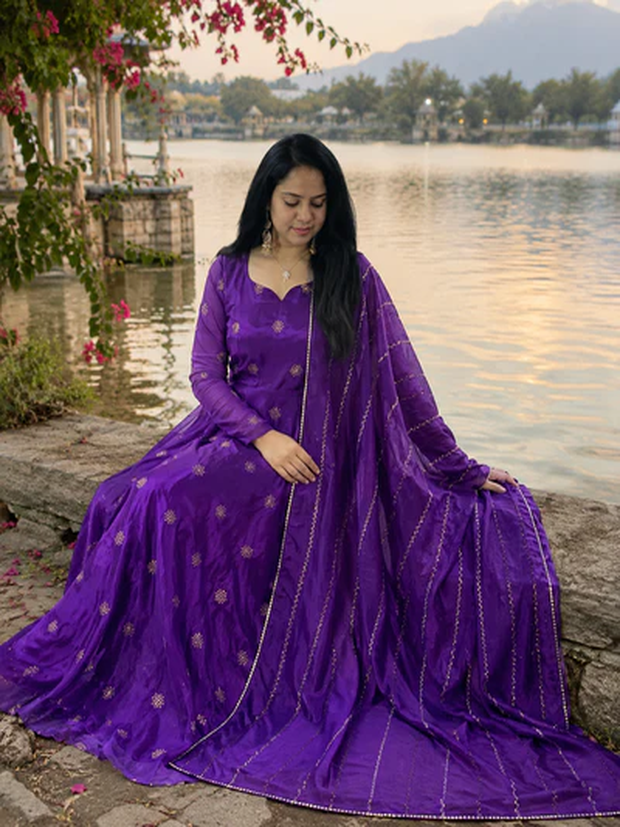Royal Daisy Anarkali Set